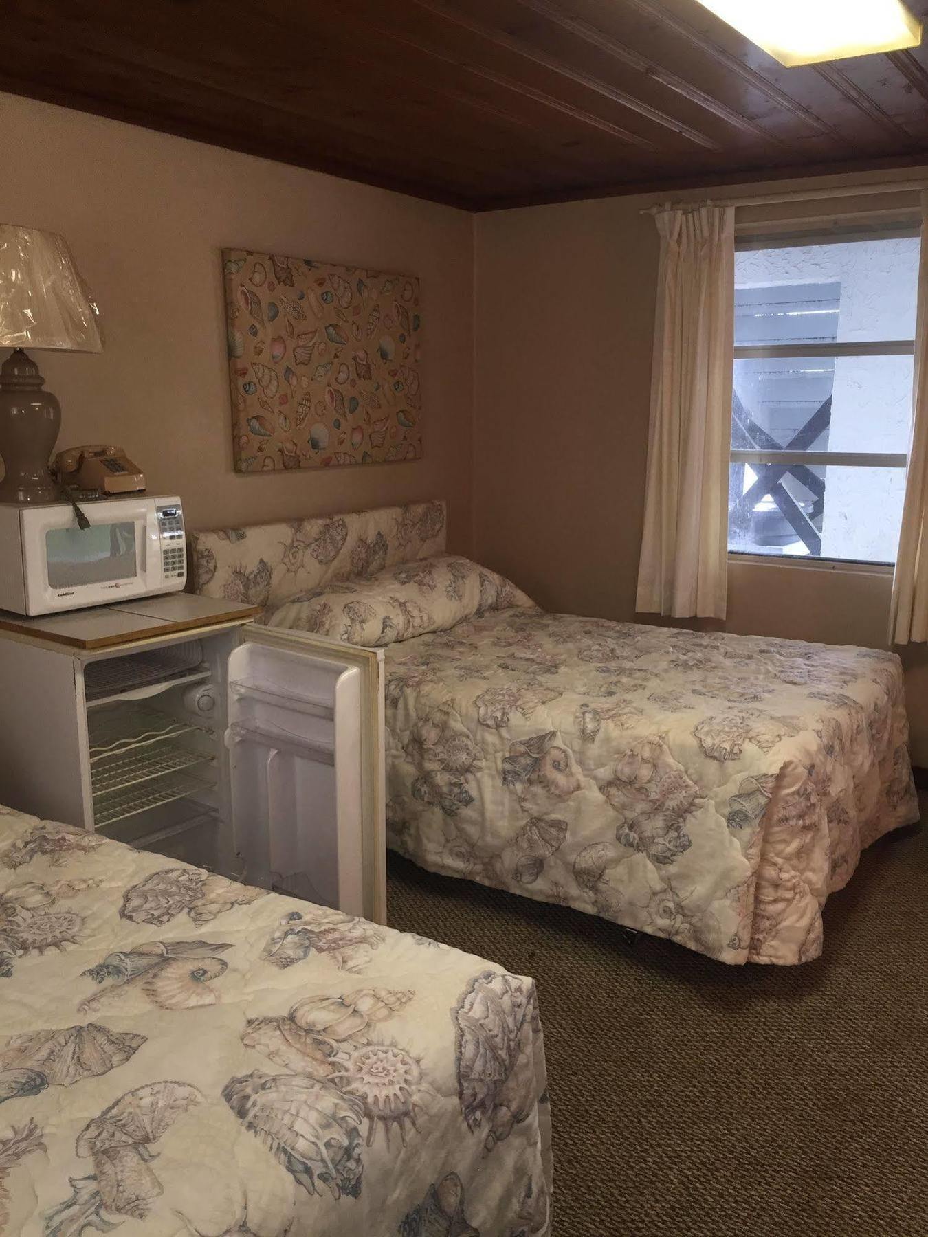 Captain'S Cove Motel Oak Island Εξωτερικό φωτογραφία